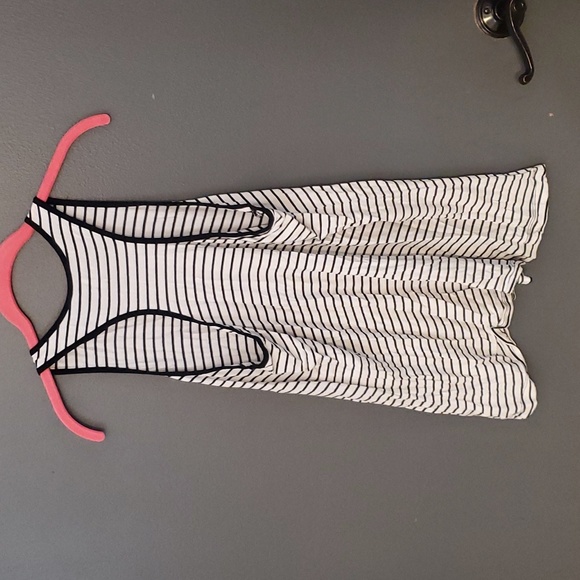 Athleta Tank size M - Picture 3 of 5